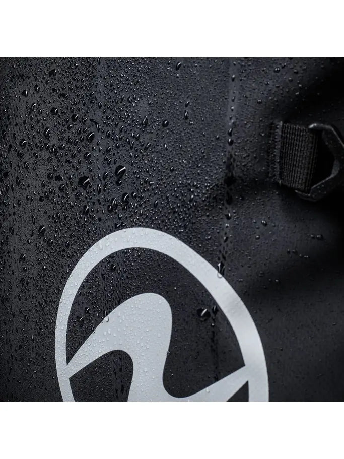 navy/black